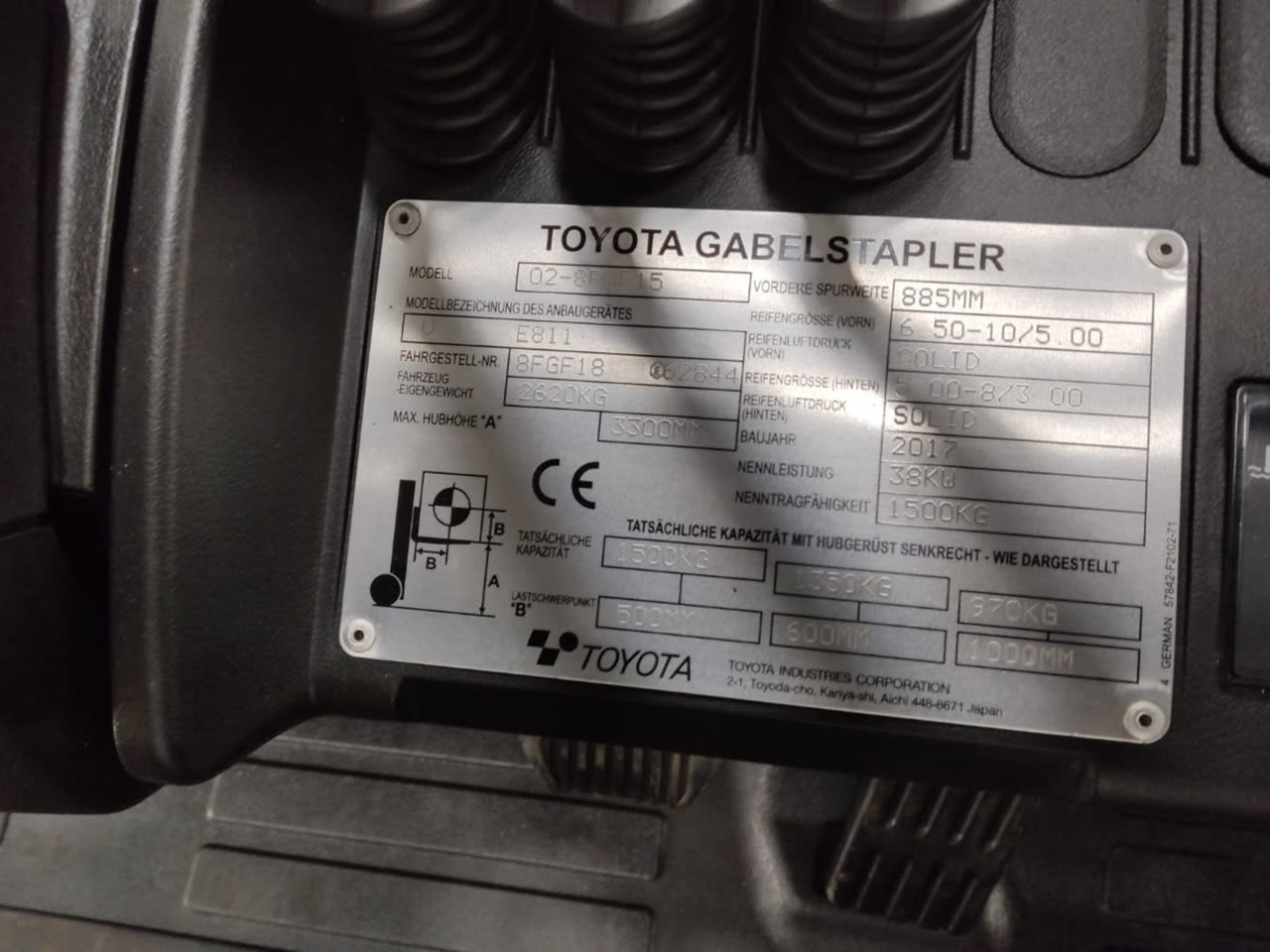 Toyota 02-8FGF15 - Chariot élévateur à gaz: photos 2 Toyota 02-8FGF15 - Chariot élévateur à gaz: photos 2