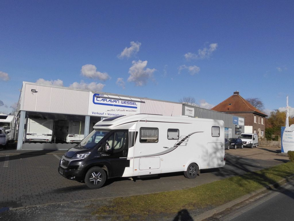 HYMER / ERIBA / HYMERCAR Tramp SL 704 Hubstützen, Solar, AHK uvm++++ - Camping-car profilé: photos 3 HYMER / ERIBA / HYMERCAR Tramp SL 704 Hubstützen, Solar, AHK uvm++++ - Camping-car profilé: photos 3