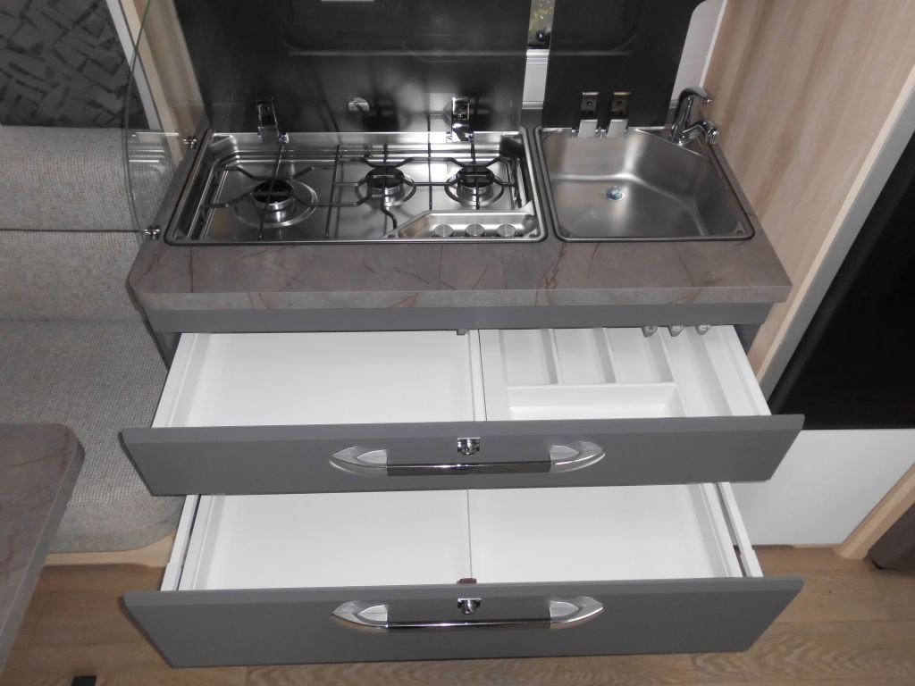 Caravane Hobby De Luxe 515 UHL mit Extras, Lagerabverkauf!: photos 9 Caravane Hobby De Luxe 515 UHL mit Extras, Lagerabverkauf!: photos 9