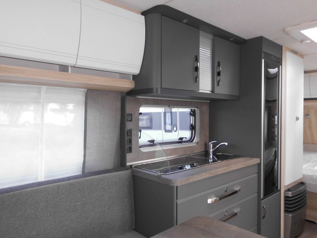 Caravane Hobby De Luxe 540 UL 2026 AUTARK AMBIENTE ROLLROST: photos 9