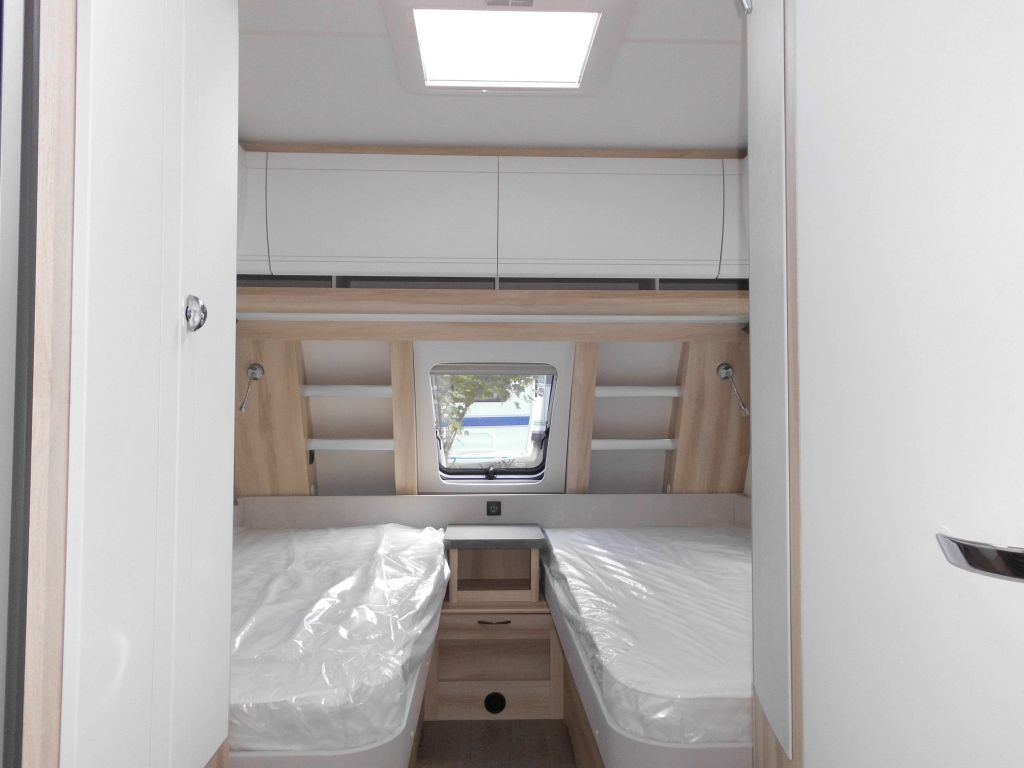 Caravane Hobby De Luxe 540 UL 2026 AUTARK AMBIENTE ROLLROST: photos 14