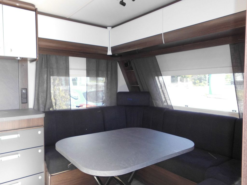 Caravane Polar 590 590 FD Limited 2x ALDE Backofen, Sound uvm..: photos 9 Caravane Polar 590 590 FD Limited 2x ALDE Backofen, Sound uvm..: photos 9