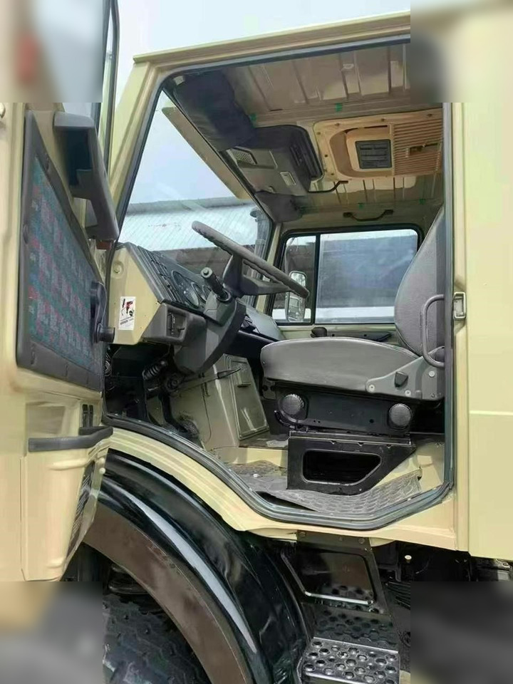 1995 MERCEDES-BENZ UNIMOG 2150 - Châssis cabine: photos 5 1995 MERCEDES-BENZ UNIMOG 2150 - Châssis cabine: photos 5