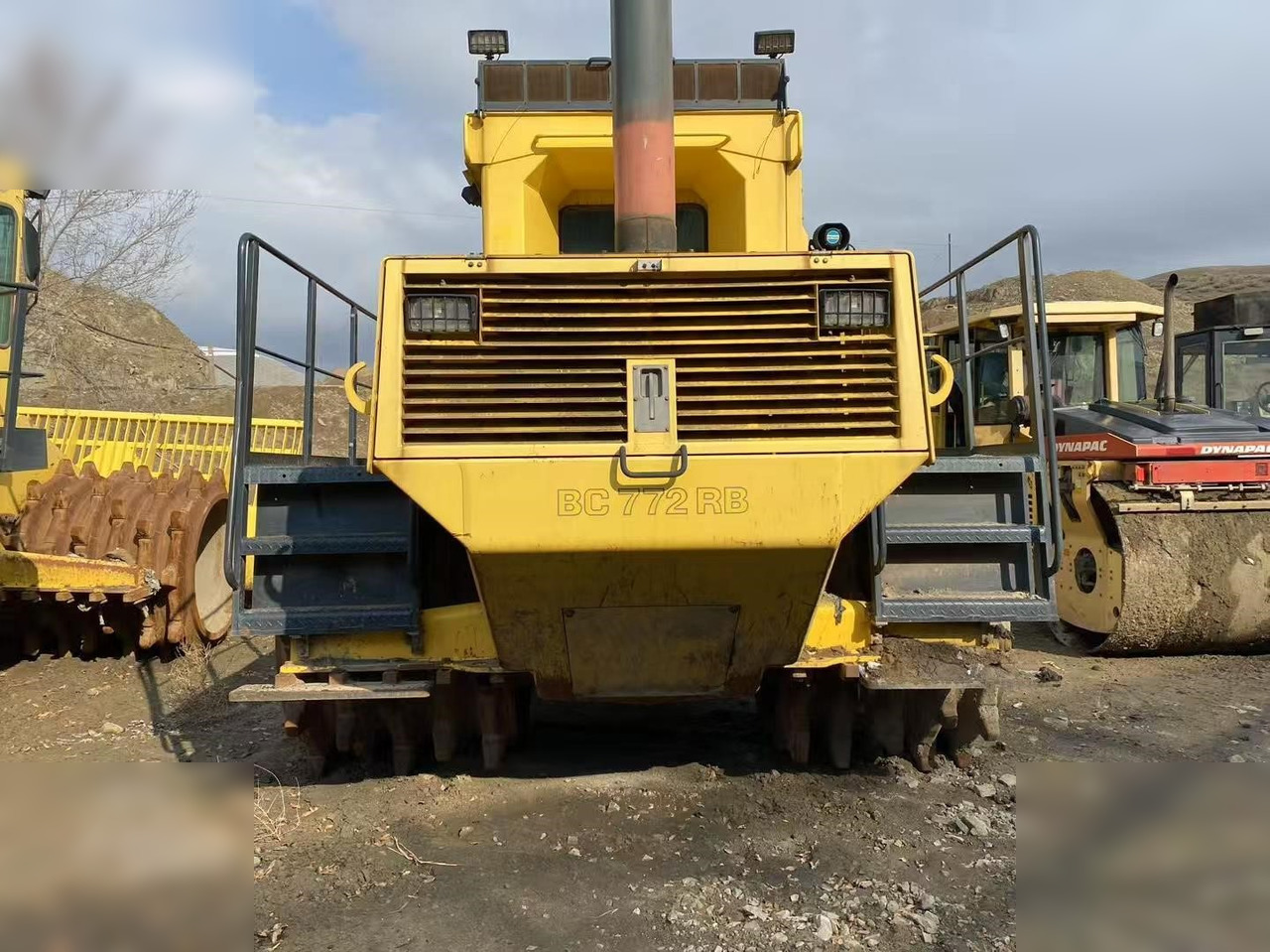 2003 BOMAG BC772RB - Compacteur à pieds de mouton/ Monocylindre: photos 2 2003 BOMAG BC772RB - Compacteur à pieds de mouton/ Monocylindre: photos 2