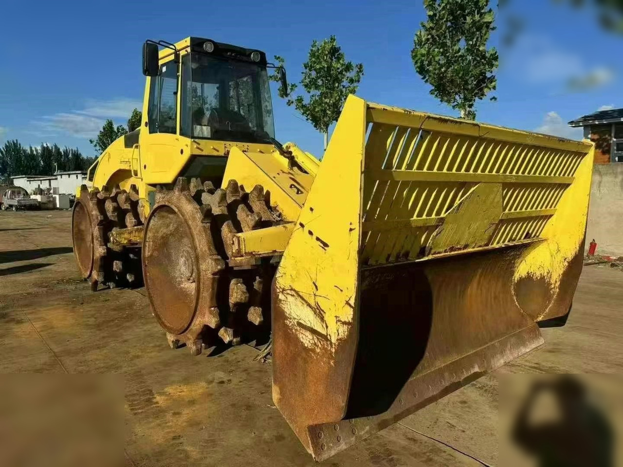 2013 BOMAG BC462RB - Compacteur à pieds de mouton/ Monocylindre: photos 1 2013 BOMAG BC462RB - Compacteur à pieds de mouton/ Monocylindre: photos 1