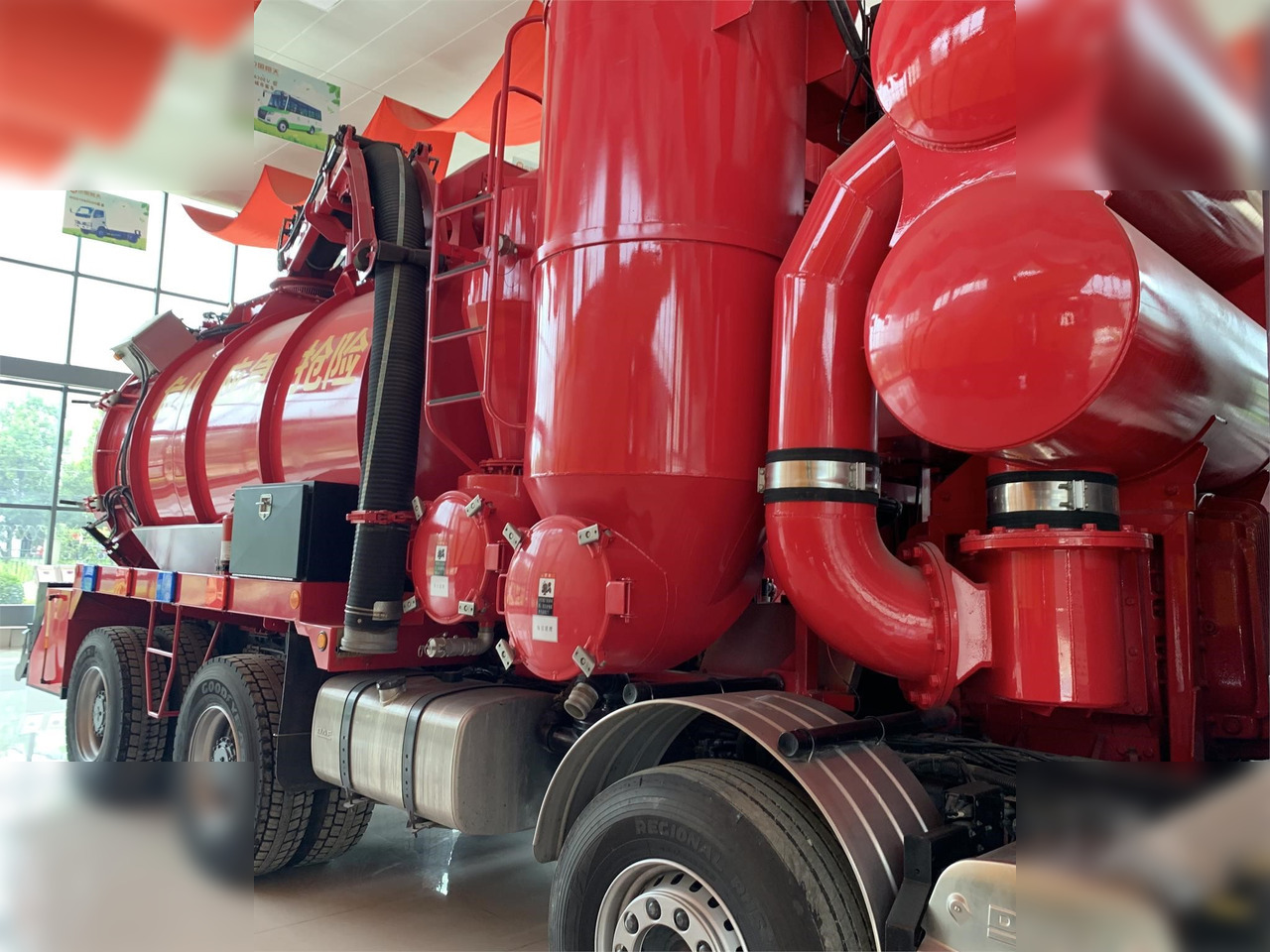 2016 PRESVAC 3150 - Camion hydrocureur: photos 2 2016 PRESVAC 3150 - Camion hydrocureur: photos 2