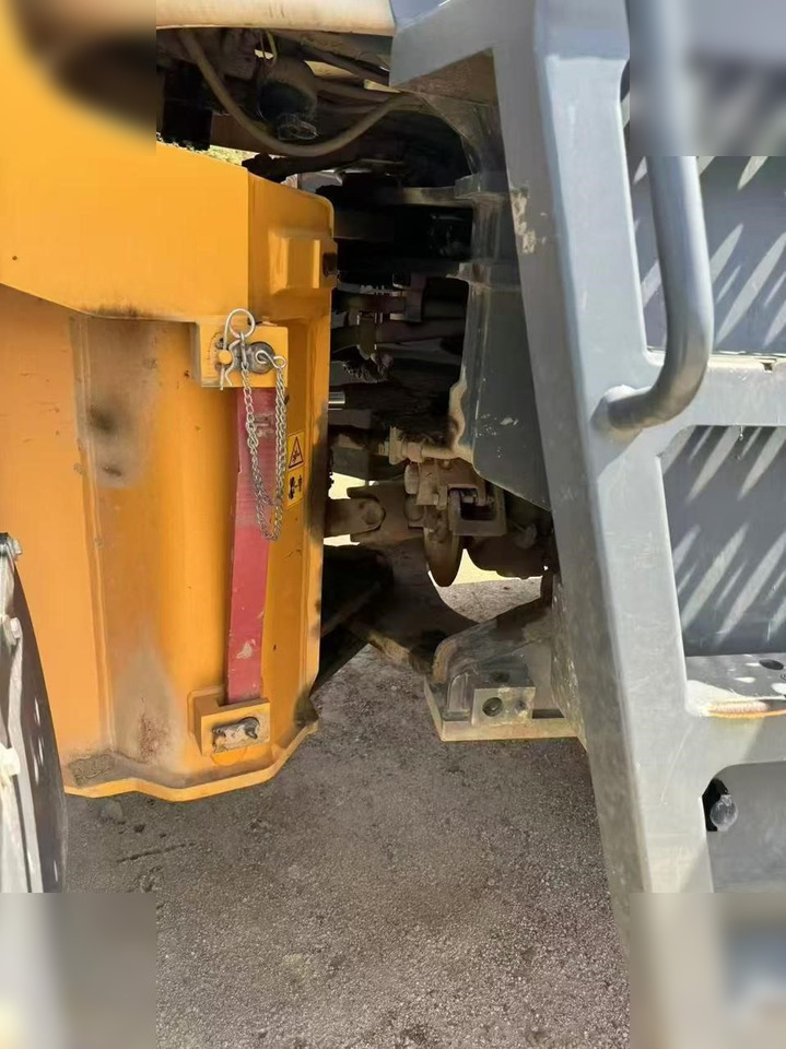2020 LIEBHERR L550 - Chargeuse sur pneus: photos 4 2020 LIEBHERR L550 - Chargeuse sur pneus: photos 4