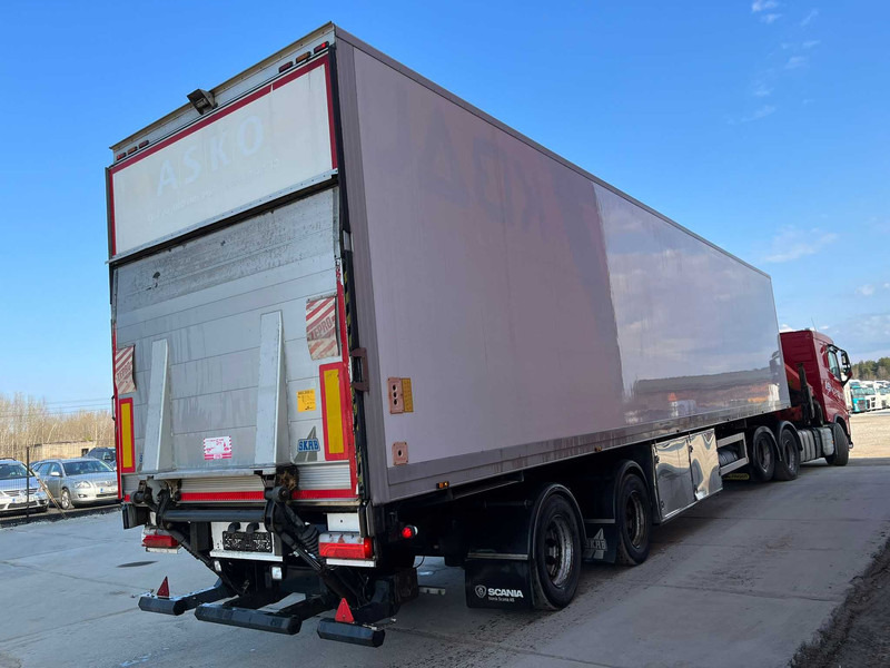 HFR SK 20 THERMOKING SLX / BOX L=13482 mm - Semi-remorque frigorifique: photos 4 HFR SK 20 THERMOKING SLX / BOX L=13482 mm - Semi-remorque frigorifique: photos 4
