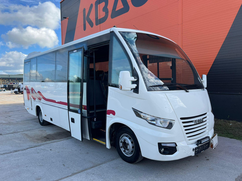 Iveco Daily Rapido 4x2 AC / WEBASTO / 30 SEATS - Minibus, Transport de personnes: photos 1 Iveco Daily Rapido 4x2 AC / WEBASTO / 30 SEATS - Minibus, Transport de personnes: photos 1