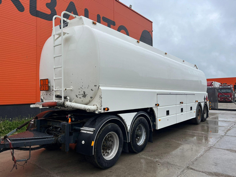 LAG A-4-36000 TAL Royal TOTAL CAPACITY 37850 l / 7300 + 7300 + 10650 + 5300 + 7300 l - Remorque citerne: photos 1 LAG A-4-36000 TAL Royal TOTAL CAPACITY 37850 l / 7300 + 7300 + 10650 + 5300 + 7300 l - Remorque citerne: photos 1