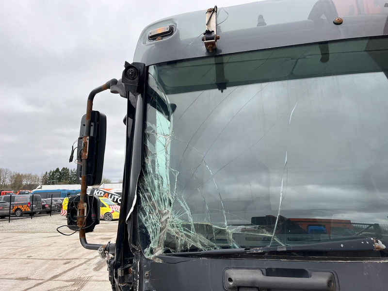 Camion plateau, Camion grue MAN TGL 8.180 4x2 CAB DAMAGE ! / Fassi F28 / PLATFORM L=4366 mm: photos 13 Camion plateau, Camion grue MAN TGL 8.180 4x2 CAB DAMAGE ! / Fassi F28 / PLATFORM L=4366 mm: photos 13