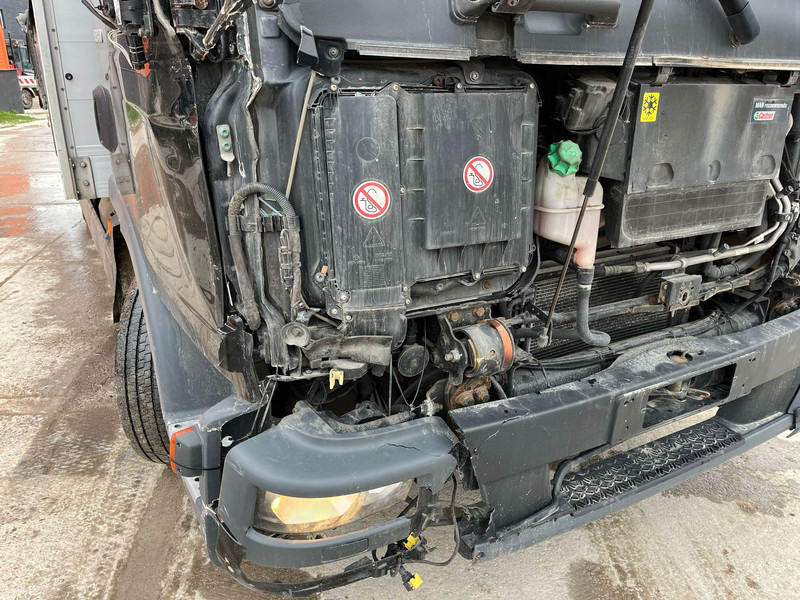 Camion plateau, Camion grue MAN TGL 8.180 4x2 CAB DAMAGE ! / Fassi F28 / PLATFORM L=4366 mm: photos 15 Camion plateau, Camion grue MAN TGL 8.180 4x2 CAB DAMAGE ! / Fassi F28 / PLATFORM L=4366 mm: photos 15