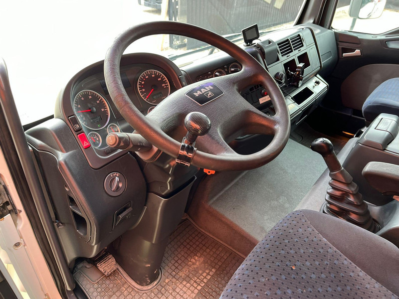 MAN TGL 8.180 4x2 PK 4200 YEAR 2013 / PLATFORM L=3710 mm en leasing occasion MAN TGL 8.180 4x2 PK 4200 YEAR 2013 / PLATFORM L=3710 mm: photos 16