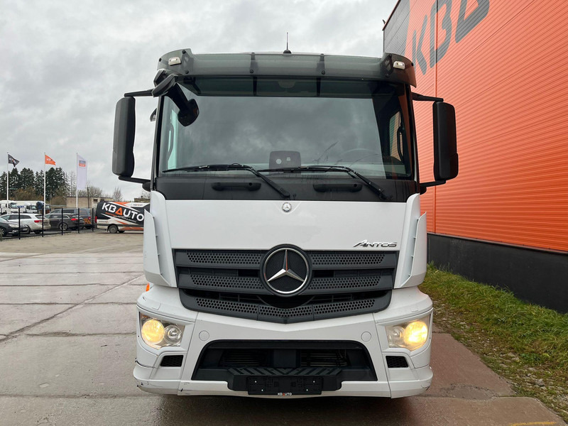Mercedes-Benz Antos 2543 6x2*4 THERMOKING UT 800 / BOX L=7604 - Camion frigorifique: photos 2 Mercedes-Benz Antos 2543 6x2*4 THERMOKING UT 800 / BOX L=7604 - Camion frigorifique: photos 2