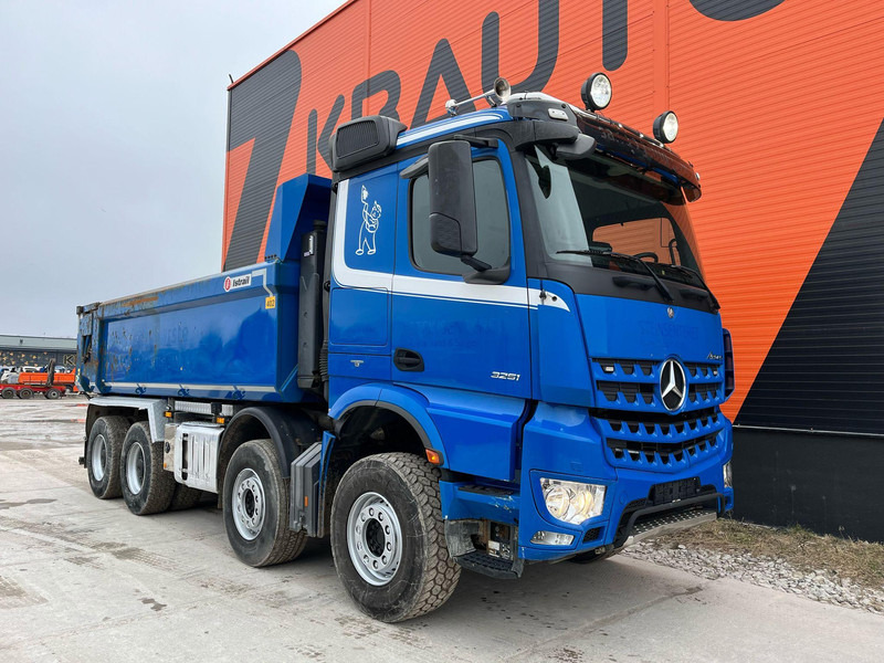 Mercedes-Benz Arocs 3251 8x4 RETARDER / FULL STEEL / BOX L=5605 mm - Camion benne: photos 4 Mercedes-Benz Arocs 3251 8x4 RETARDER / FULL STEEL / BOX L=5605 mm - Camion benne: photos 4