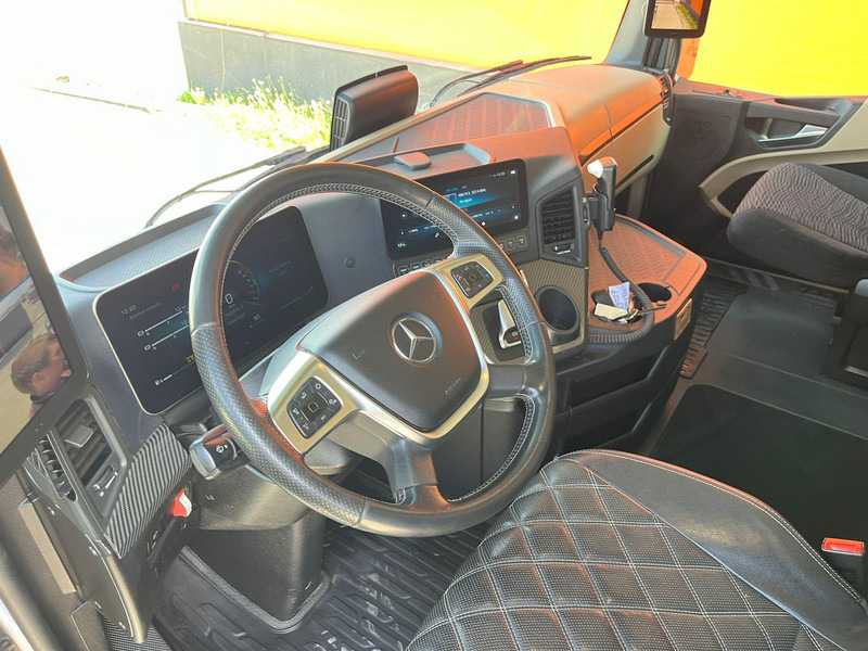 Tracteur routier Mercedes-Benz Actros 2563 6x2 BIG SPACE / RETARDER: photos 14