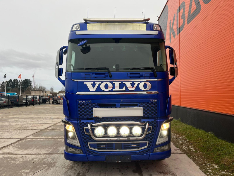 Volvo FH 16 750 6x4 RETARDER / HYDRAULICS / TANDEM AXLE LIFT - Tracteur routier: photos 3 Volvo FH 16 750 6x4 RETARDER / HYDRAULICS / TANDEM AXLE LIFT - Tracteur routier: photos 3