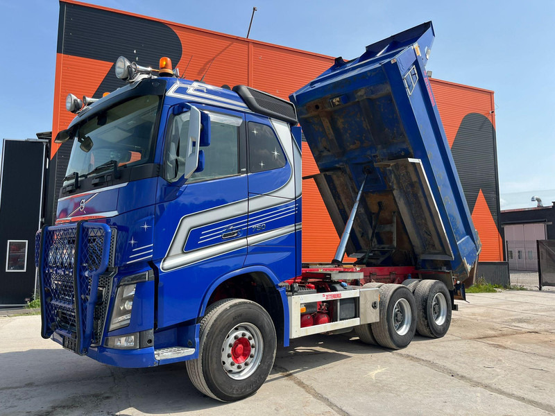 Volvo FH 16 750 6x4 RETARDER / TANDEM AXLE LIFT / BIG AXLES / BOX L=4732 mm - Camion benne: photos 2 Volvo FH 16 750 6x4 RETARDER / TANDEM AXLE LIFT / BIG AXLES / BOX L=4732 mm - Camion benne: photos 2