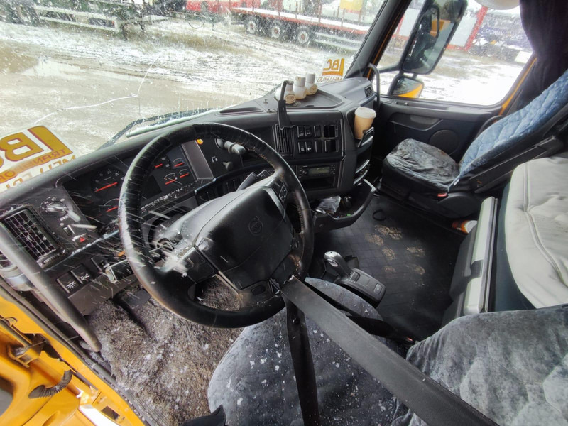 Volvo FH 480 6x2 D13A480 ENGINE / GEARBOX DEFECT - Frame/ Châssis pour Camion: photos 5 Volvo FH 480 6x2 D13A480 ENGINE / GEARBOX DEFECT - Frame/ Châssis pour Camion: photos 5
