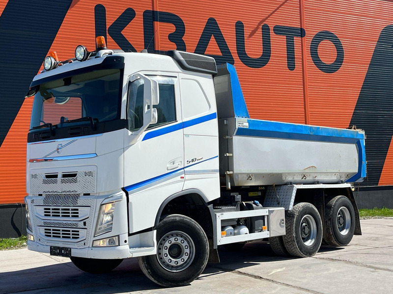 Volvo FH 540 6x4 RETARDER / TANDEM AXLE LIFT / BIG AXLES / BOX L=4488 mm - Camion benne: photos 1 Volvo FH 540 6x4 RETARDER / TANDEM AXLE LIFT / BIG AXLES / BOX L=4488 mm - Camion benne: photos 1