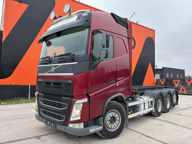 Volvo FH 540 8x4*4 CHASSIS L=6124 mm - Châssis cabine: photos 2 Volvo FH 540 8x4*4 CHASSIS L=6124 mm - Châssis cabine: photos 2