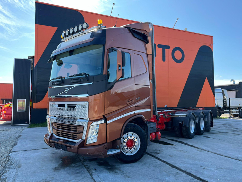 Volvo FH 540 8x4*4 GLOBE XL / 9 ton FRONT AXLE - Châssis cabine: photos 2 Volvo FH 540 8x4*4 GLOBE XL / 9 ton FRONT AXLE - Châssis cabine: photos 2