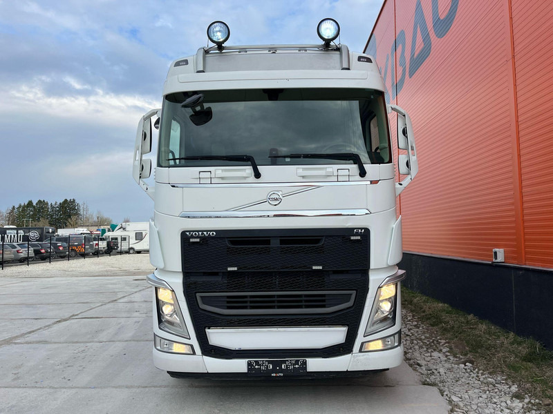 Volvo FH 540 8x4 COMBI / PLATFORM + TRACTOR / EFFER 955/8S + JIB + WINCH / PLATFORM L=5104 mm - Camion plateau, Camion grue: photos 3 Volvo FH 540 8x4 COMBI / PLATFORM + TRACTOR / EFFER 955/8S + JIB + WINCH / PLATFORM L=5104 mm - Camion plateau, Camion grue: photos 3