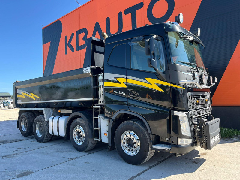 Volvo FH 540 8x4 RETARDER / TANDEM AXLE LIFT / BIG AXLES - Camion benne: photos 4 Volvo FH 540 8x4 RETARDER / TANDEM AXLE LIFT / BIG AXLES - Camion benne: photos 4