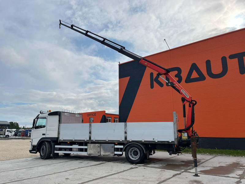 Camion plateau, Camion grue Volvo FM 330 4x2 PK12002 / PLATFORM L=6682 mm: photos 9