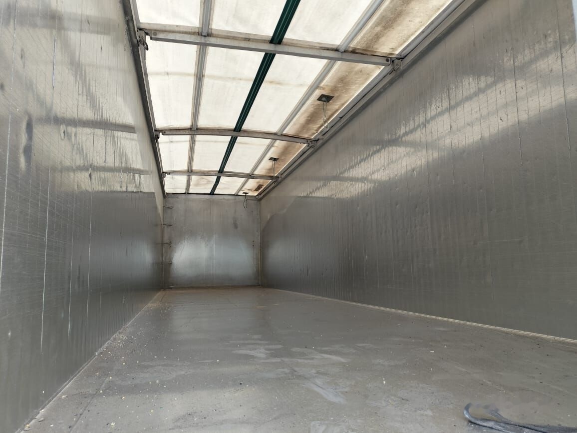 Semi-remorque benne Benalu C 34: photos 7 Semi-remorque benne Benalu C 34: photos 7