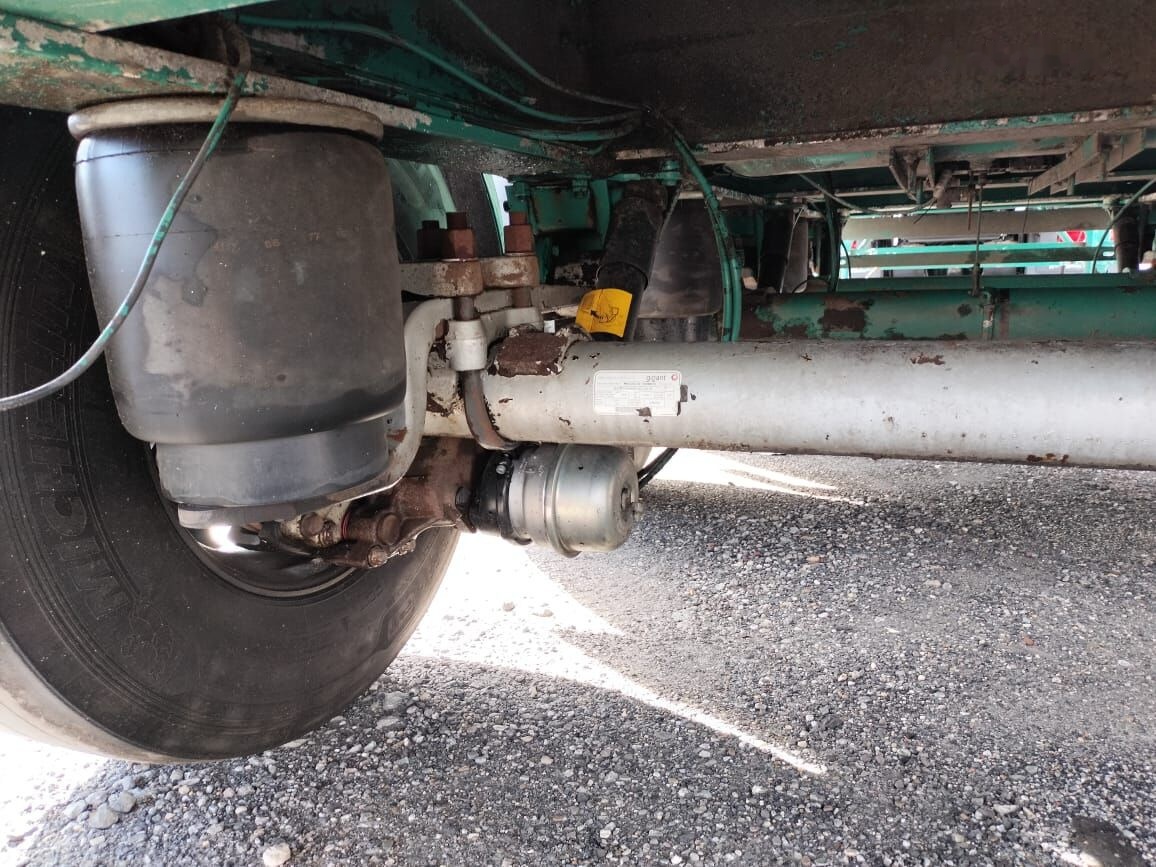 Semi-remorque benne Benalu C 34: photos 27 Semi-remorque benne Benalu C 34: photos 27