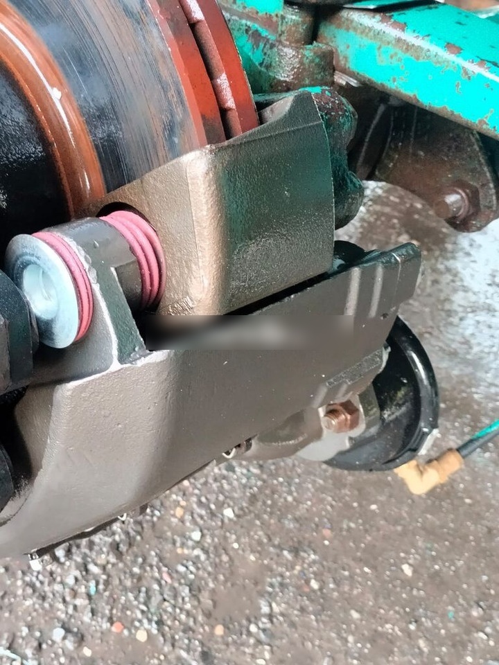 Semi-remorque benne Benalu C 34: photos 15 Semi-remorque benne Benalu C 34: photos 15