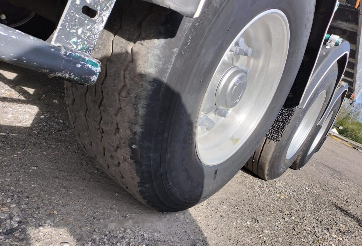 Semi-remorque benne Benalu C 34: photos 26 Semi-remorque benne Benalu C 34: photos 26