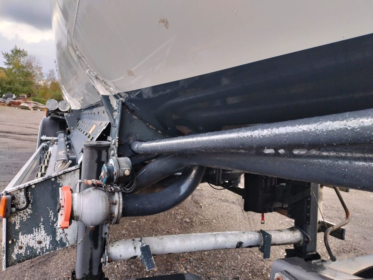 Semi-remorque citerne pour transport de carburant Trailor TX34: photos 7