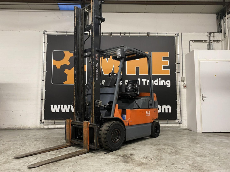 Toyota 7FBMF25 - Chariot élévateur électrique: photos 3 Toyota 7FBMF25 - Chariot élévateur électrique: photos 3