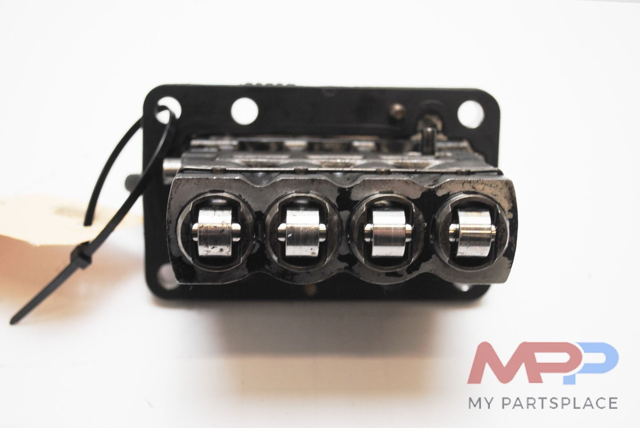 Perkins Injectiepomp Perkins V2203 & V2403 - 1G821-51012 ZEXEL - Pompe à carburant pour Machine agricole: photos 3 Perkins Injectiepomp Perkins V2203 & V2403 - 1G821-51012 ZEXEL - Pompe à carburant pour Machine agricole: photos 3