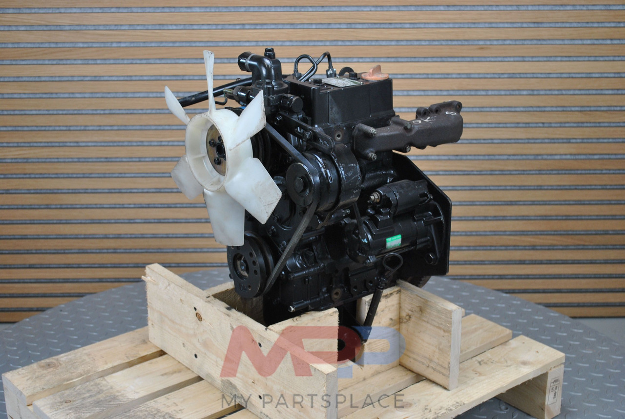 Yanmar 2TNE68 - Moteur pour Engins de chantier: photos 1 Yanmar 2TNE68 - Moteur pour Engins de chantier: photos 1