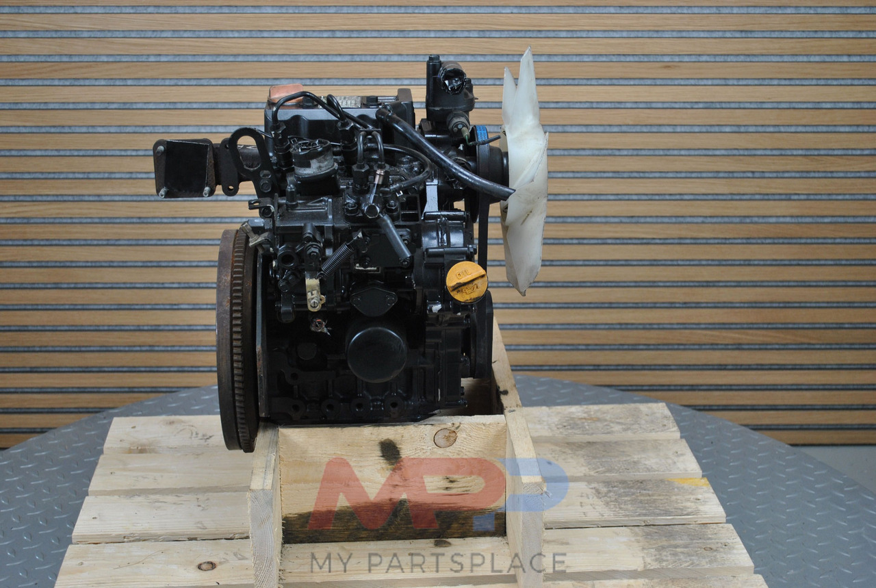 Yanmar 2TNE68 - Moteur pour Engins de chantier: photos 4 Yanmar 2TNE68 - Moteur pour Engins de chantier: photos 4