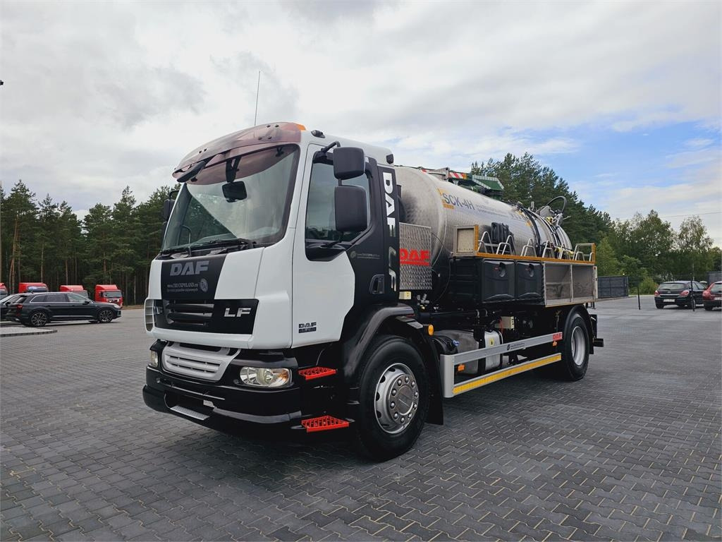 DAF WUKO SCK-4HW for collecting waste liquid separator - Camion hydrocureur: photos 3 DAF WUKO SCK-4HW for collecting waste liquid separator - Camion hydrocureur: photos 3