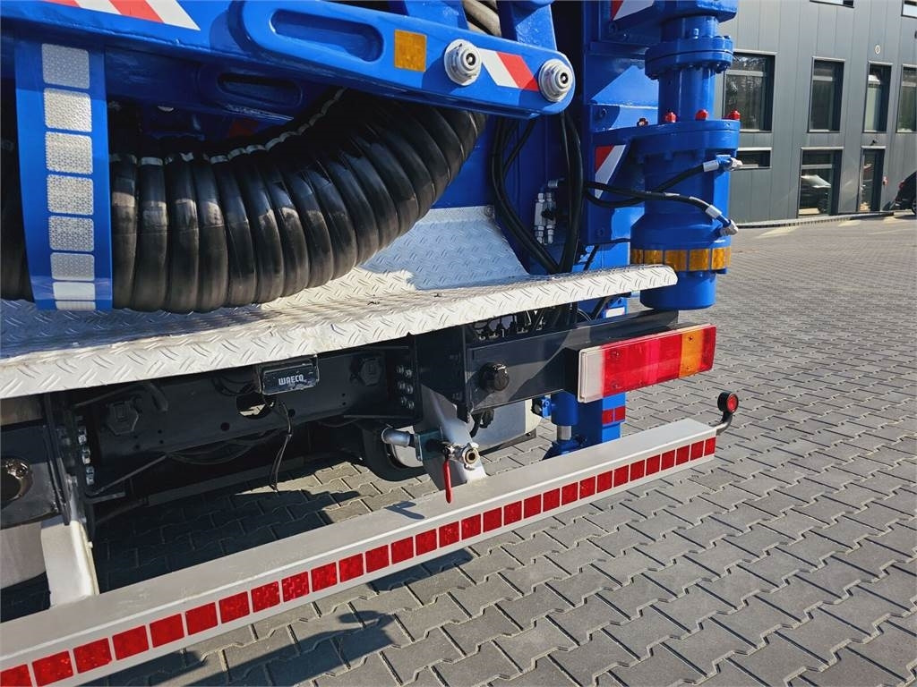 Pelle Iveco Saugbagger vacuum cleaner excavator sucking loos: photos 16 Pelle Iveco Saugbagger vacuum cleaner excavator sucking loos: photos 16