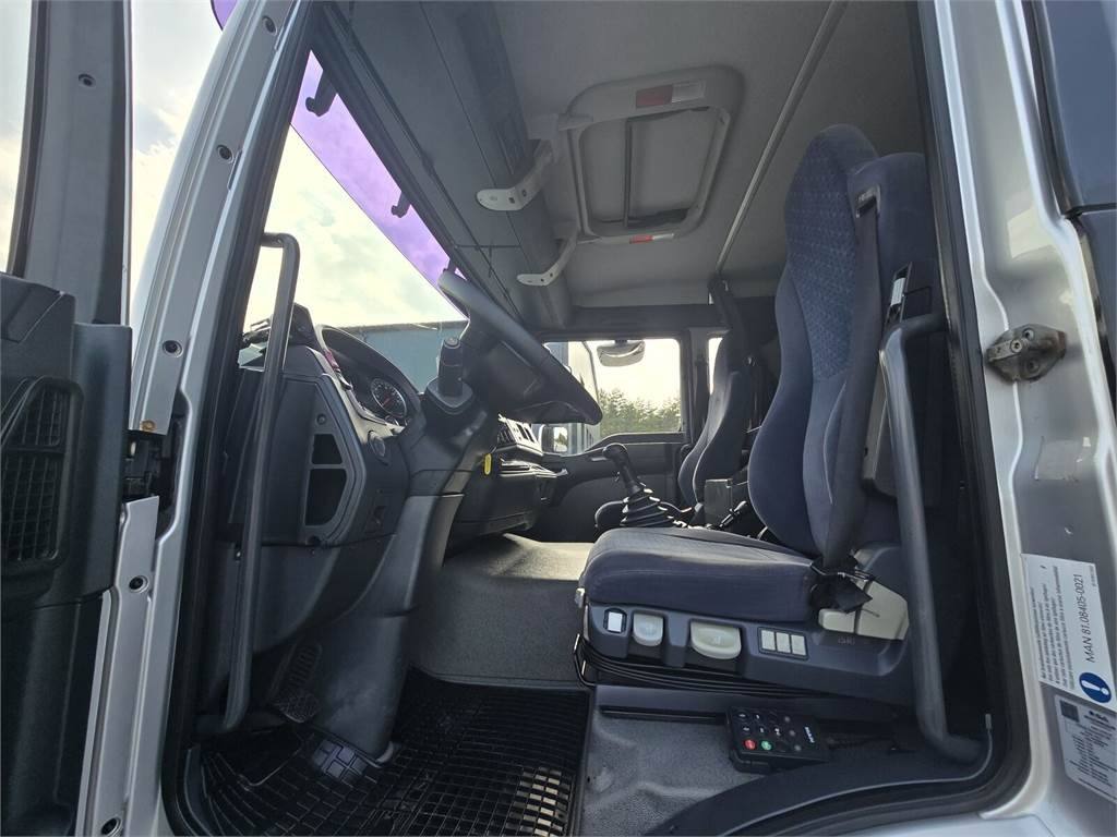 Camion hydrocureur MAN Disab Centurion P210/9 ADR Vacuum suction-blowing: photos 37