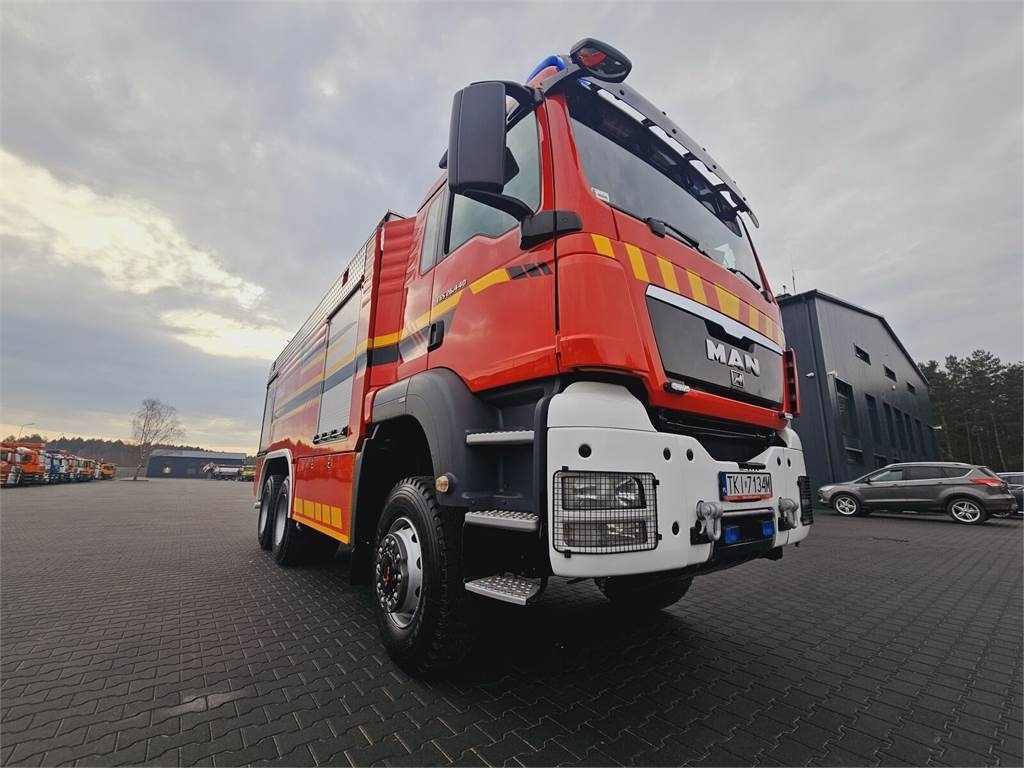 MAN TGS 26.440 6x6 9500 l water + 950 foam Stolarczyk  en leasing occasion MAN TGS 26.440 6x6 9500 l water + 950 foam Stolarczyk: photos 24
