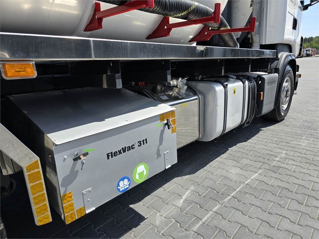 Camion hydrocureur Scania Saugbagger Larsen FlexVac 311 Vacuum suction loade: photos 17