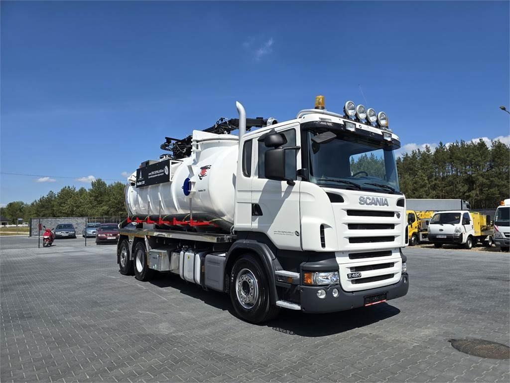 Scania Saugbagger - Camion hydrocureur: photos 2 Scania Saugbagger - Camion hydrocureur: photos 2