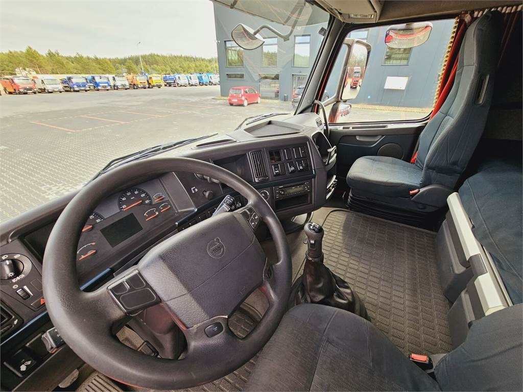 Tracteur routier Volvo FH13 XXL EURO 5 2011 + KRONE MEGA RAISE: photos 21