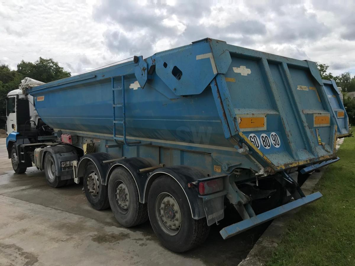 Fruehauf Benne 38 T – 3 essieux - Semi-remorque benne: photos 1 Fruehauf Benne 38 T – 3 essieux - Semi-remorque benne: photos 1