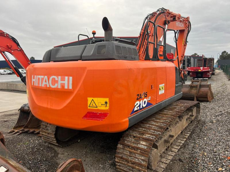 Hitachi ZX210LC 6 - Pelle sur chenille: photos 4 Hitachi ZX210LC 6 - Pelle sur chenille: photos 4