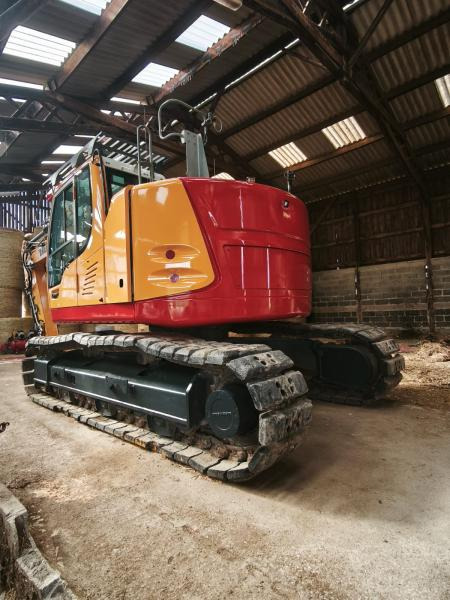 Liebherr R 926 COMPACT - Pelle sur chenille: photos 4 Liebherr R 926 COMPACT - Pelle sur chenille: photos 4