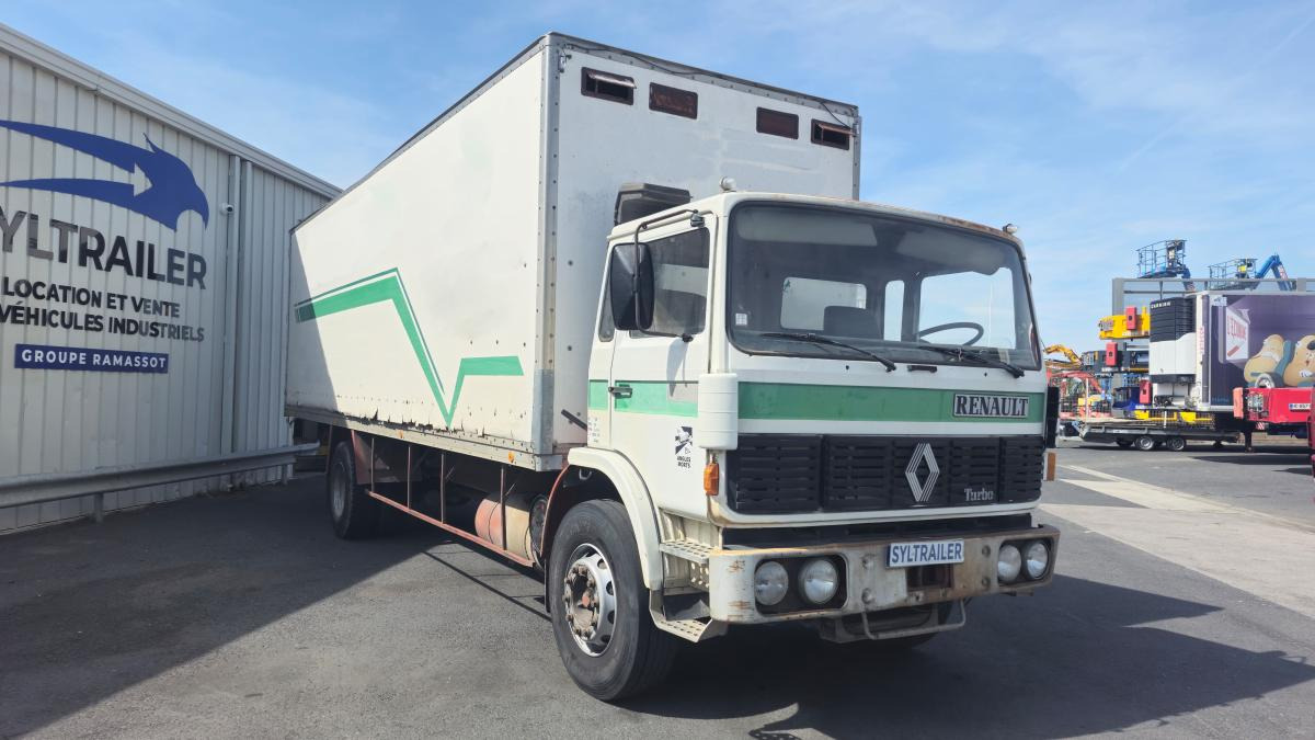 Renault Gamme G 260 - Camion fourgon: photos 1 Renault Gamme G 260 - Camion fourgon: photos 1