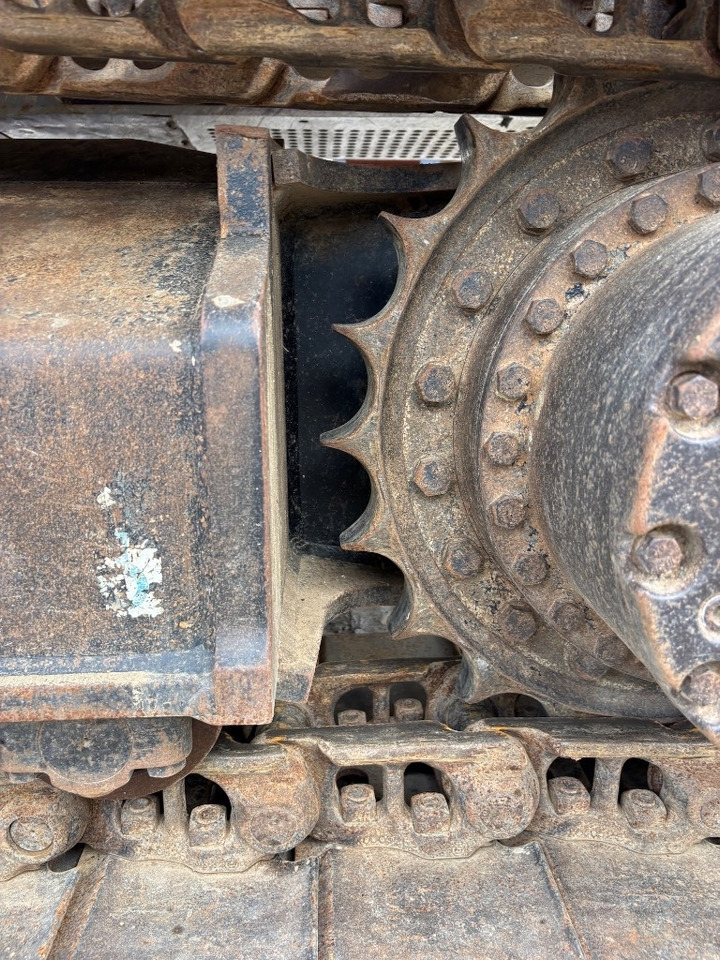 Pelle sur chenille Hitachi ZX 210 LC-6: photos 33